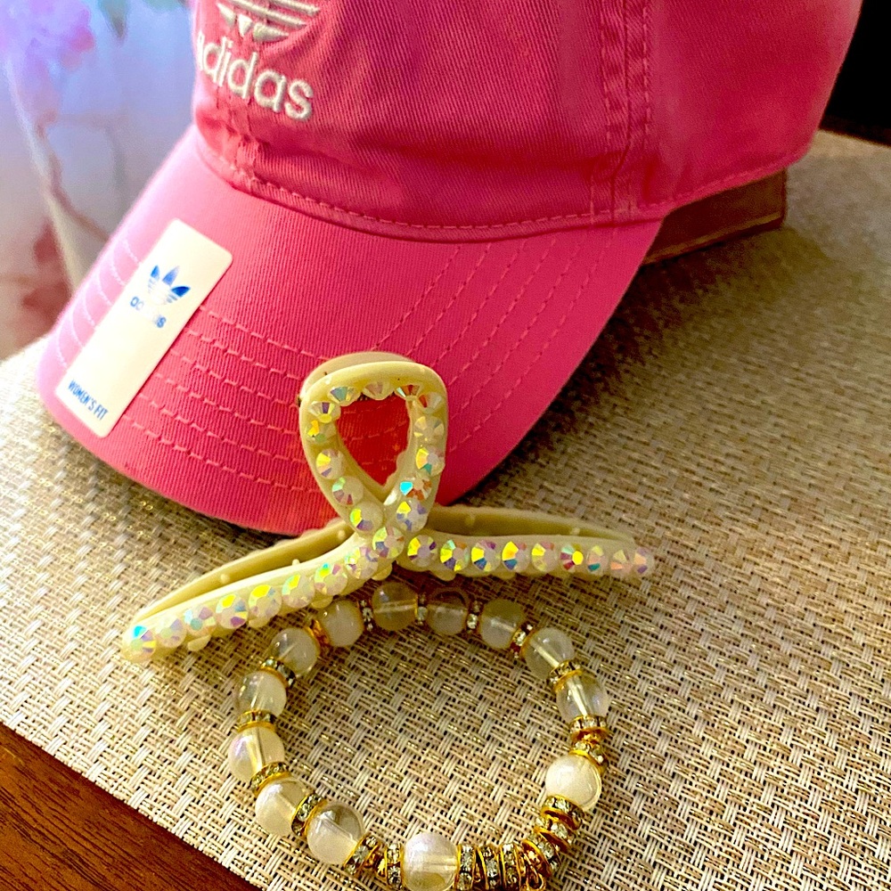 Adidas - NWT BLISS PINK Trefoil Logo Hat with a free hair clip and bracelet!!